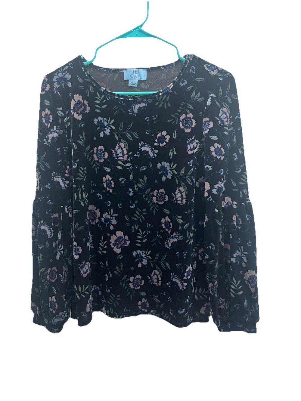 CeCe Women XS Black Floral Blouse Bell Sleeve Stretch Top Blue Boho Velvet